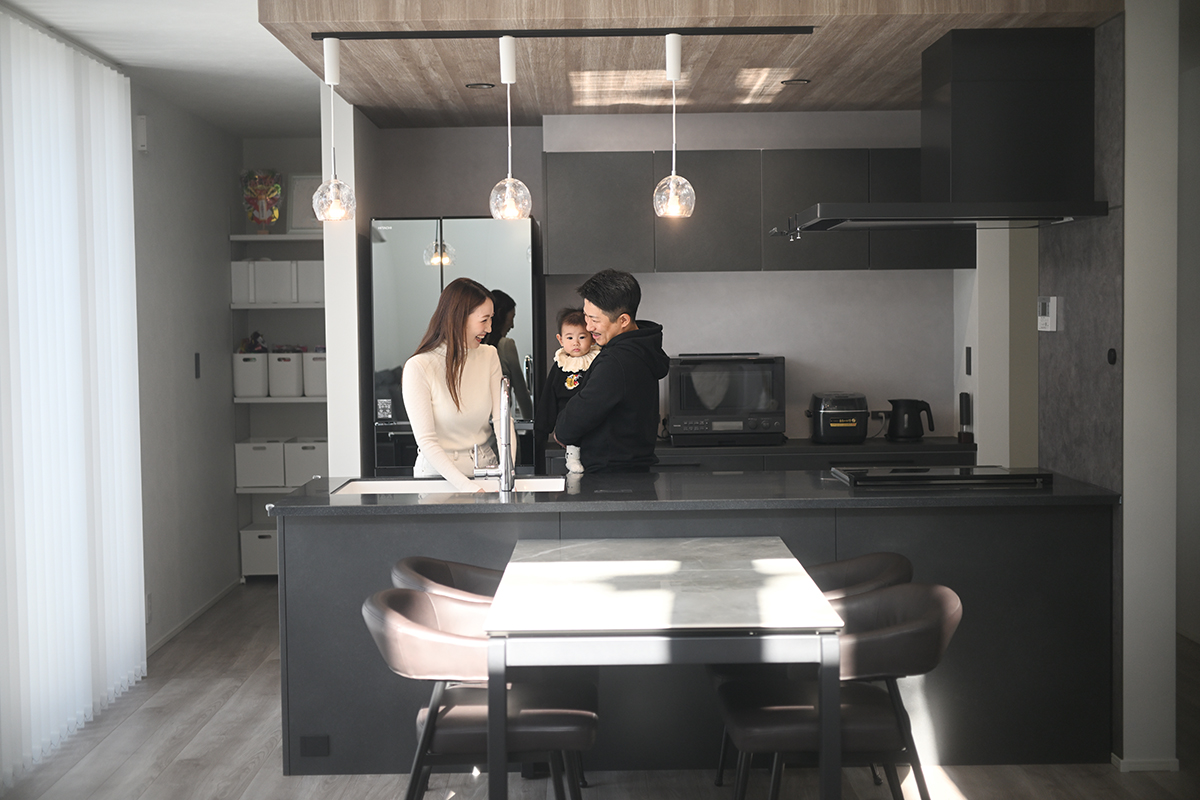 家族団らんのイメージ